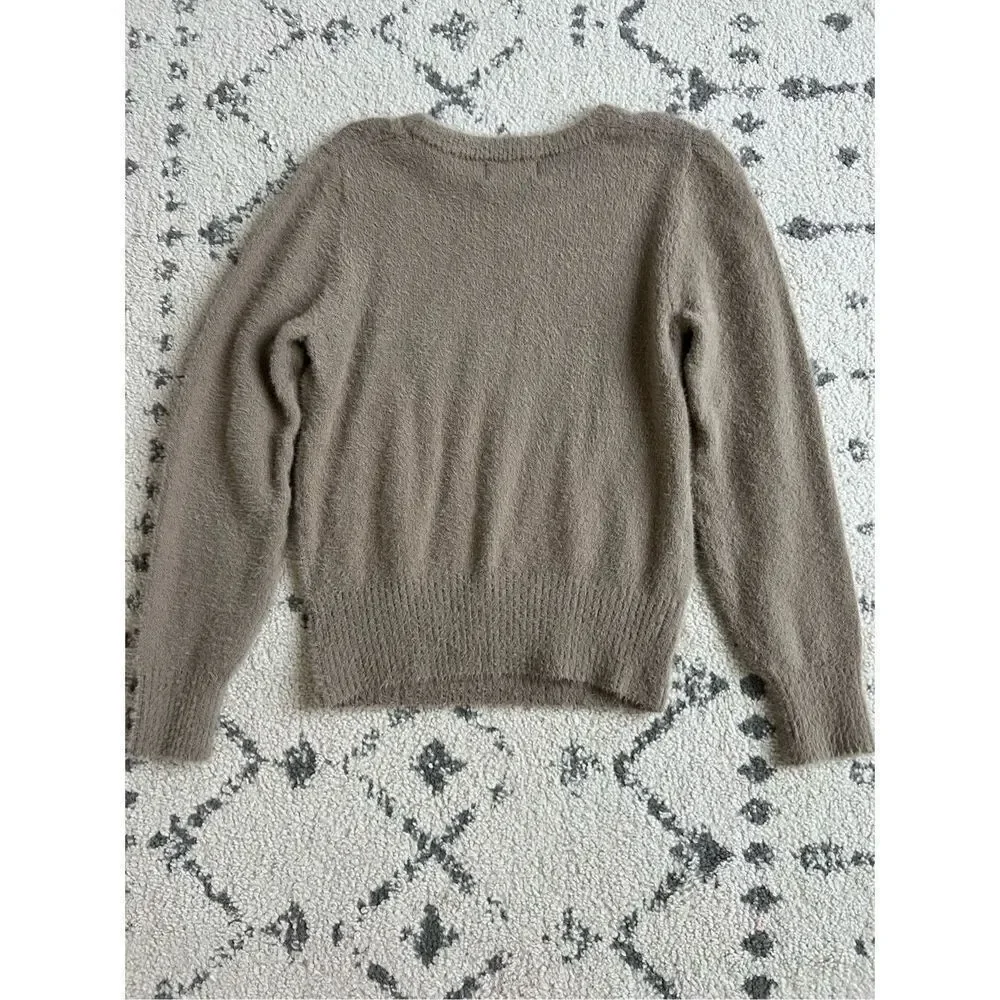 Old Navy Eyelash Sweater Women‎ Medium Beige Knit Crew Neck Long Sleeve Pullover - Picture 6 of 8